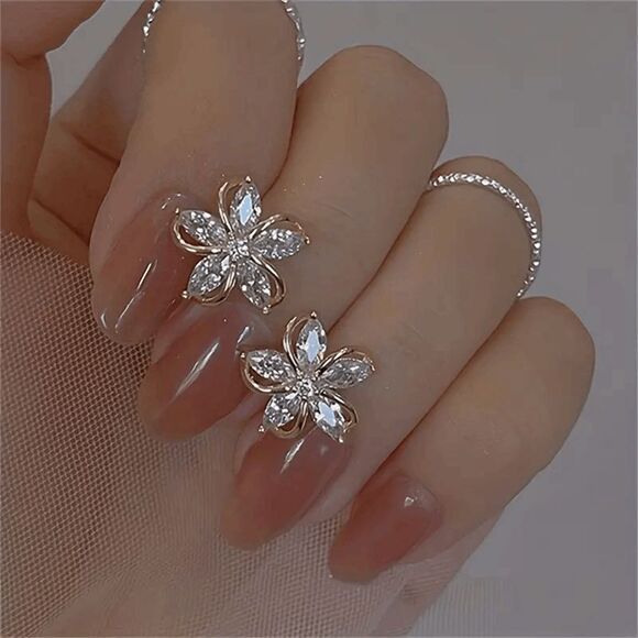 Boho Diamond Flower Stud Earrings - Picture 3 of 5